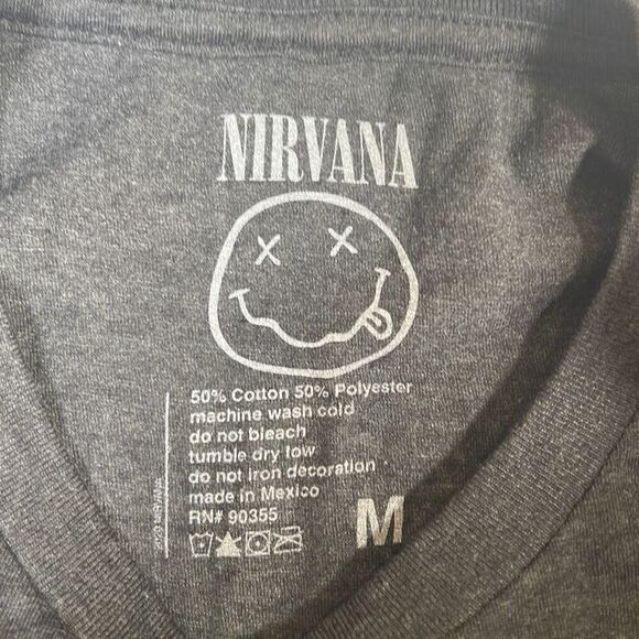 Nirvana smiley face double sided graphic print band concert T-shirt NWOT Men Med - Picture 4 of 5